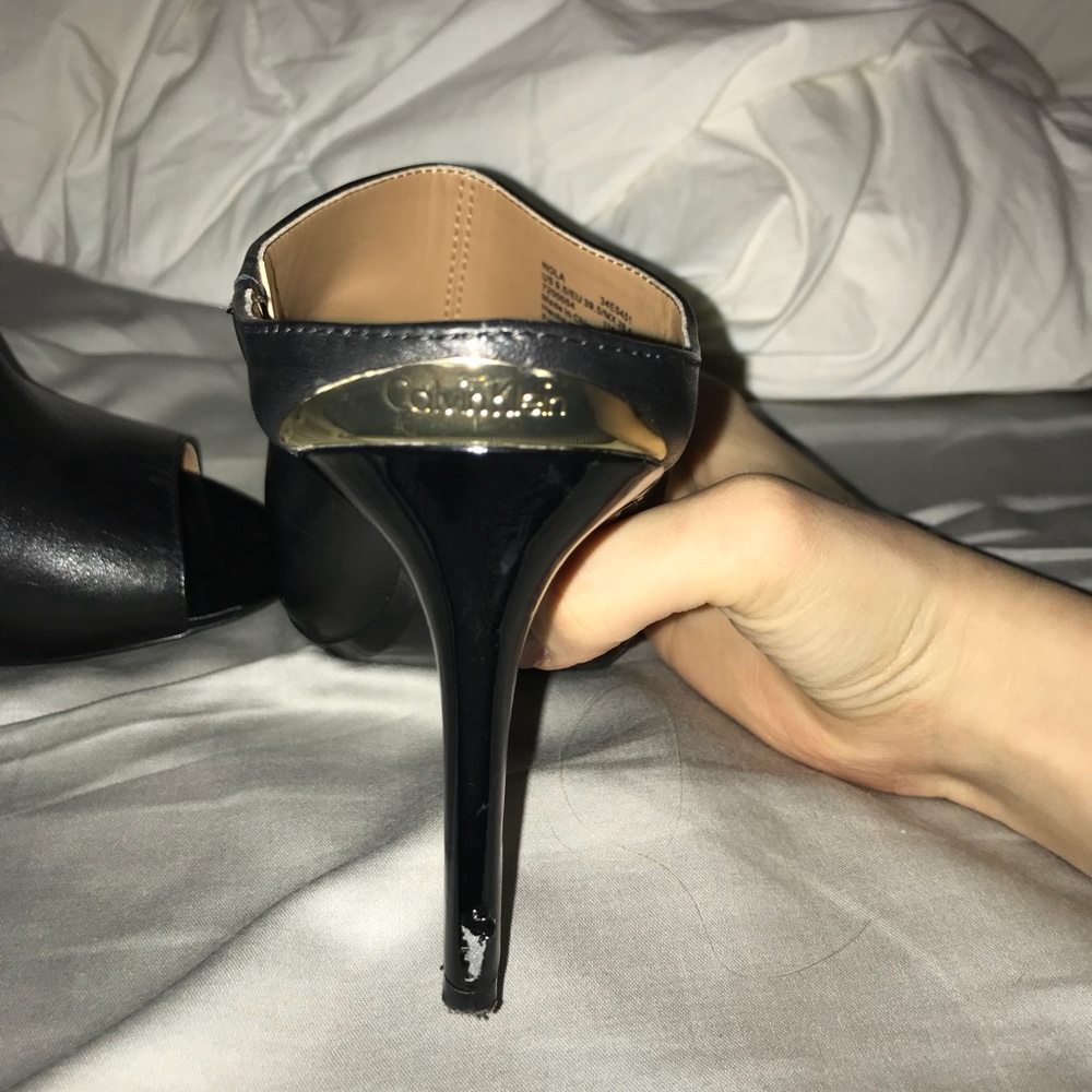 CALVIN KLEIN heels - Picture 3 of 4